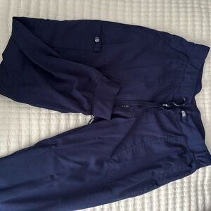 Medcouture Women’s Navy Blue Jogger Scrub Pants size Medium